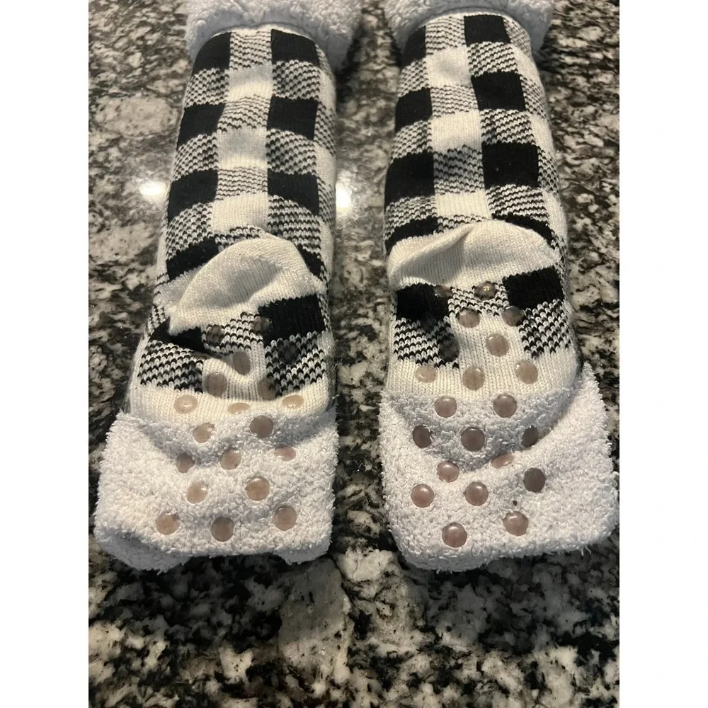 Panda Bear Buffalo Plaid Sherpa Lined Non-Slip Slipper Socks Black White